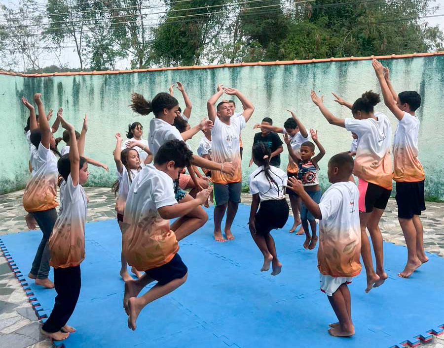 Pesquisa revela predominância de população negra no Geneciano e reforça importância do acesso à cultura em territórios da Baixada Fluminense